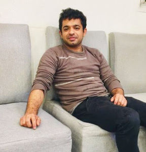 Meet your Posher, Adeel